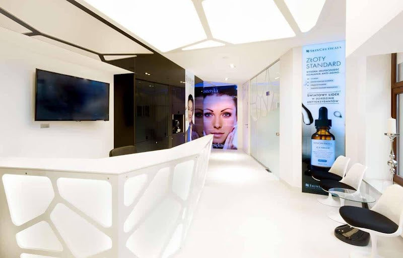 Sthetic.pl Clinic Dr. Jagielska | Aesthetic Surgery | 00-640 Warszawa