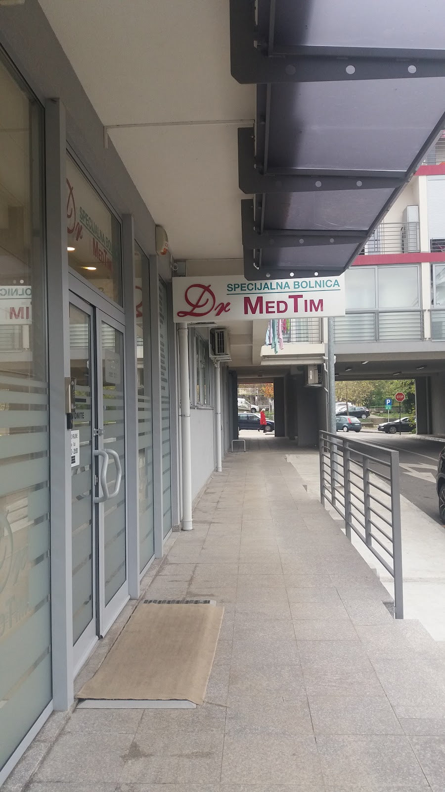 Specijalna bolnica Dr MedTIM - Aesthetic Surgery clinic in Podgorica, Montenegro