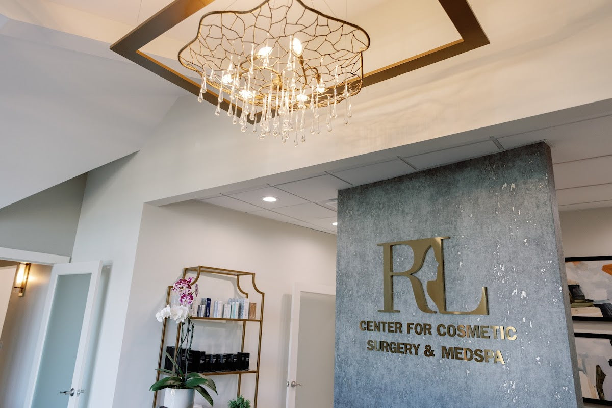 RL Center for Cosmetic Surgery & Medspa | Aesthetic Surgery | Vernon Hills, WI