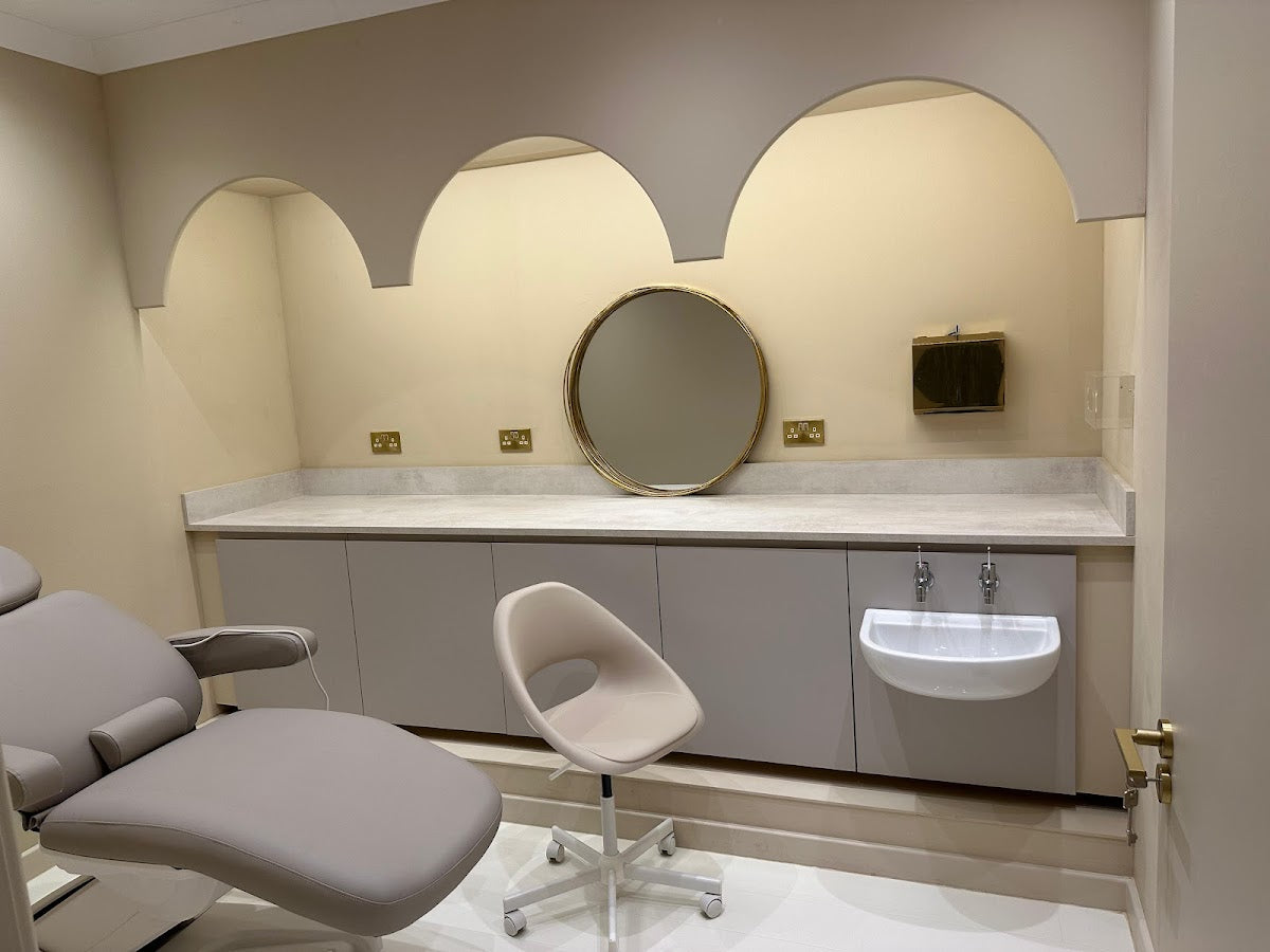 Wimpole Hair Transplant Clinic Glasgow - Hair Transplant clinic in Glasgow, United Kingdom