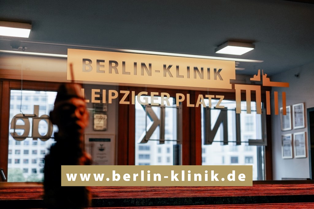 Berlin-Klinik Medizinmanagement Implantate & Vollnarkose Zahnbehandlung - Dental clinic in Berlin, Germany