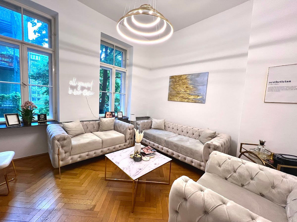 Munich Medical Esthetic, Dr.med. Siegfried Schmidt - Aesthetic Surgery clinic in München, Germany
