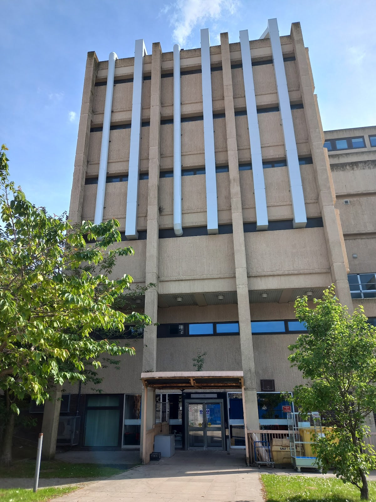 Liverpool University Dental Hospital - Dental clinic in Liverpool, United Kingdom