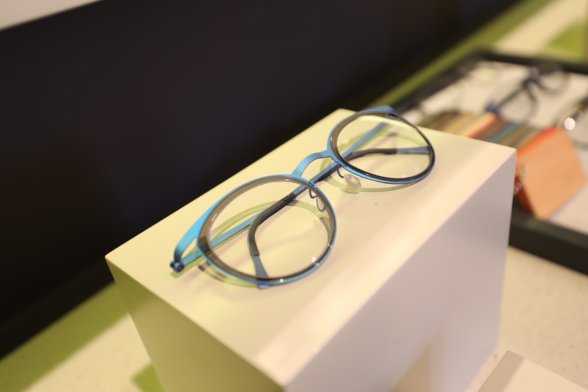 Cameron Optometry - Edinburgh — Dr.Visor photo 5