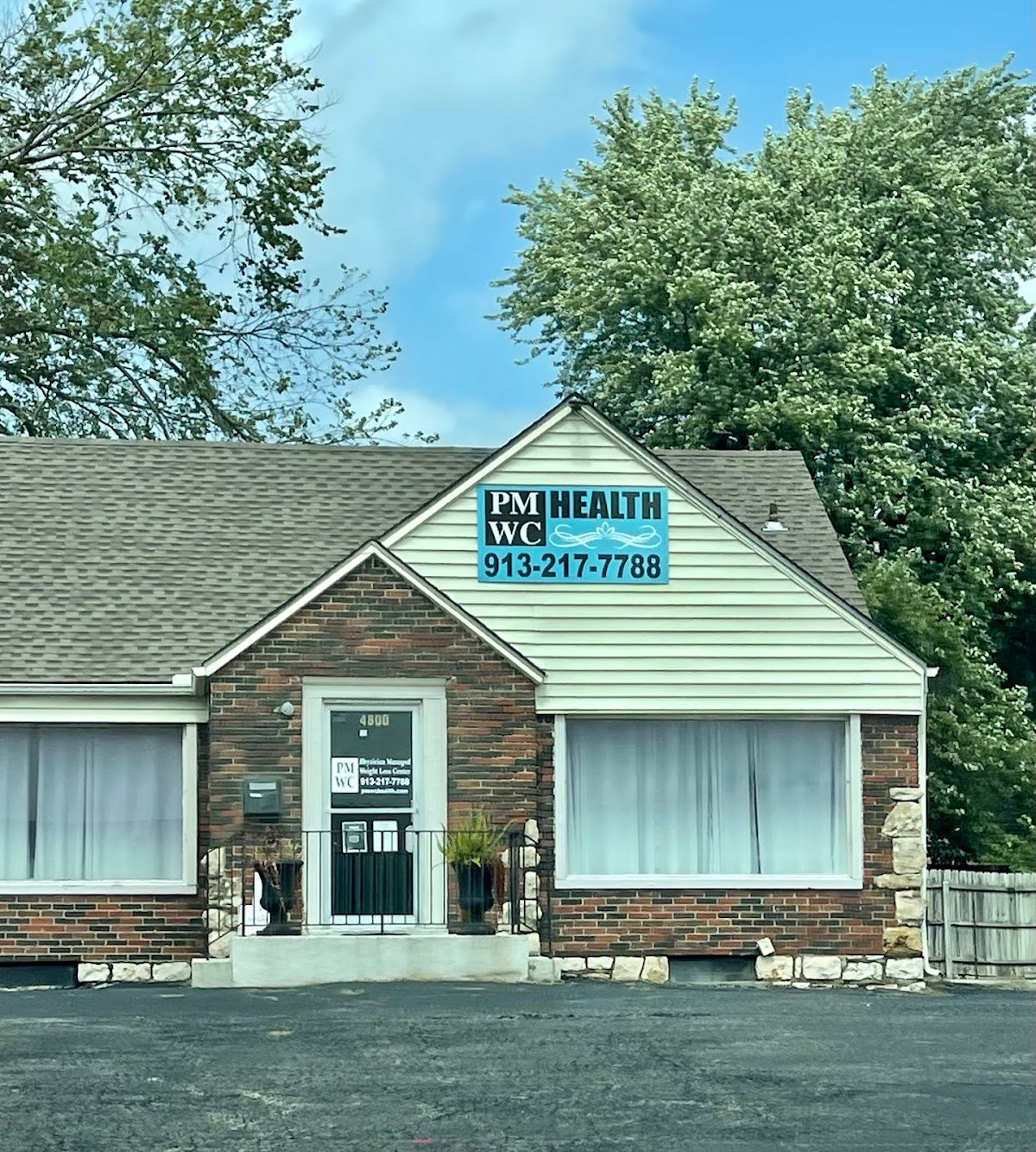 Nurse Practitioner Managed Weight Loss Clinic | Bariatric Surgery | Roeland Park, KS