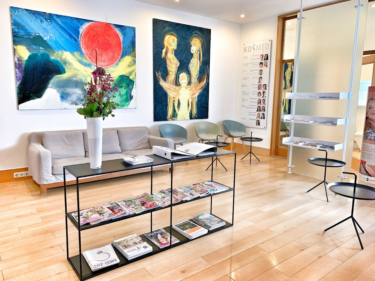 KOSMED-KLINIK - Hair Transplant Center - Haartransplantation - Hair Transplant clinic in Hamburg, Germany