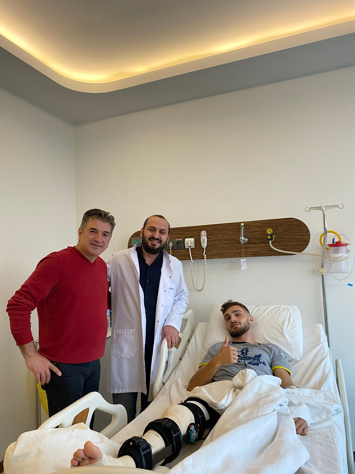 Op. Dr. Yusuf Onur Kızılay – Ortopedi ve Travmatoloji Uzmanı — Dr.Visor photo 5
