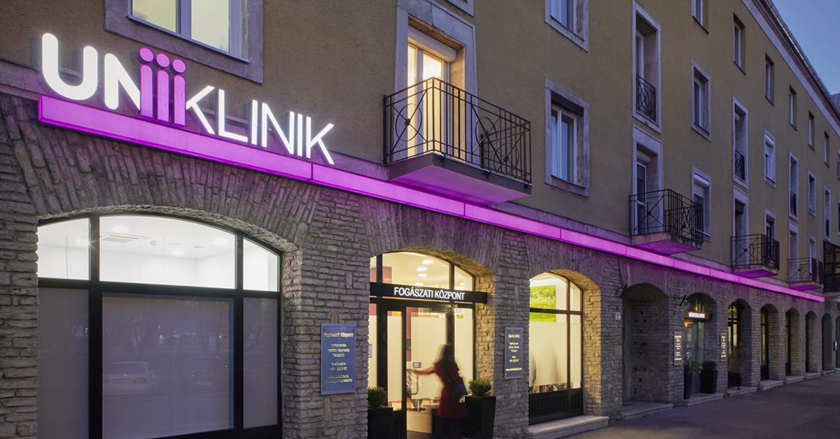 Dental and Implant Center Uniklinik - Dental clinic in Örs vezér tere 2, Hungary