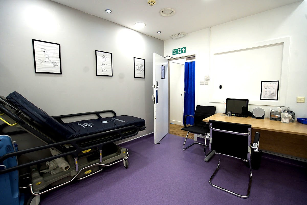 Signature Clinic Liverpool - Aesthetic Surgery clinic in Liverpool, United Kingdom