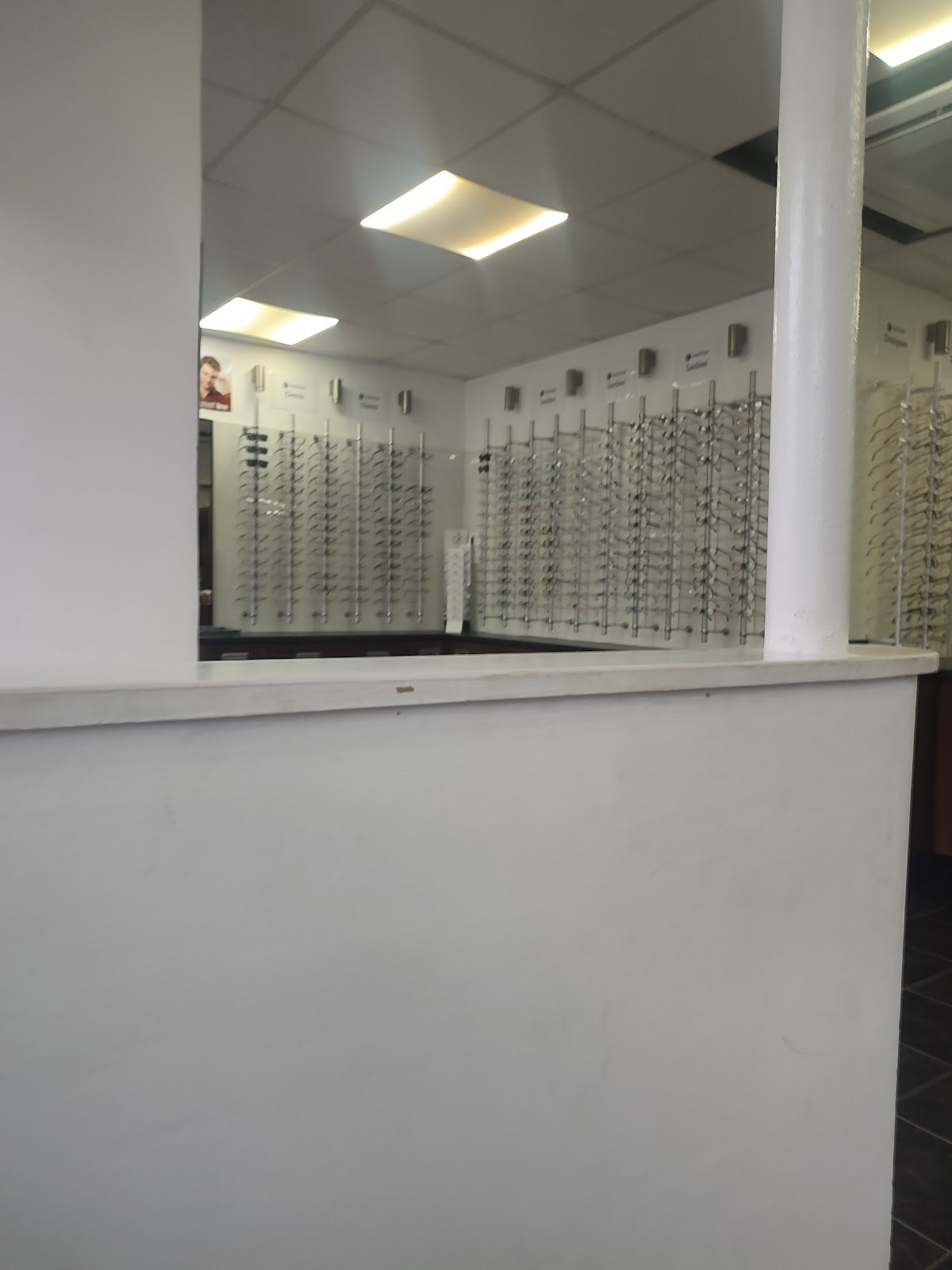 Eye2Eye Opticians — Dr.Visor photo 4