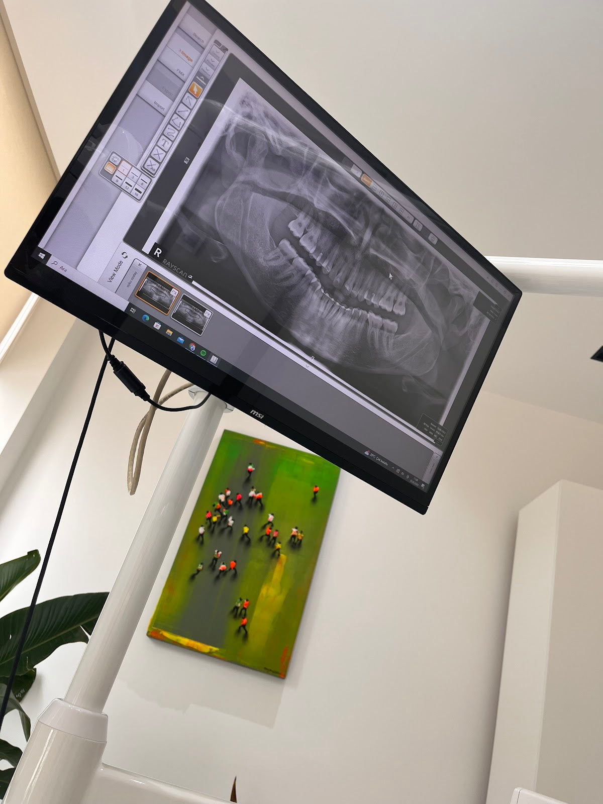 Diş Hekimi Müge Tanyel — Dr.Visor photo 5