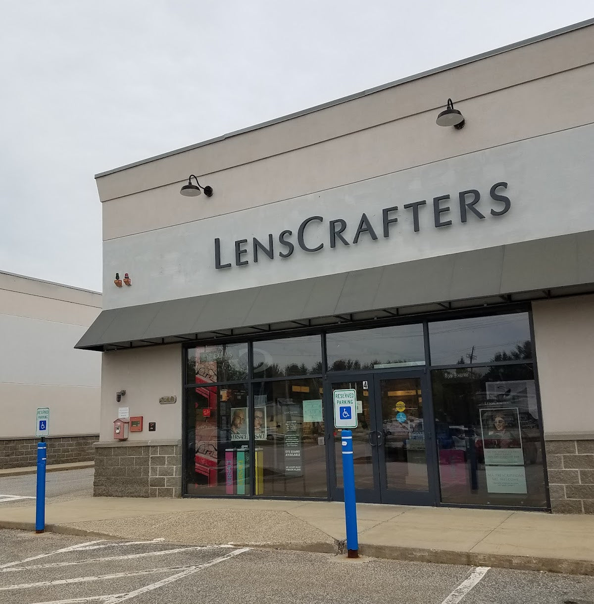 Steeplegate Eye Care (inside Lenscrafters) | Eye Clinic | Concord, NH