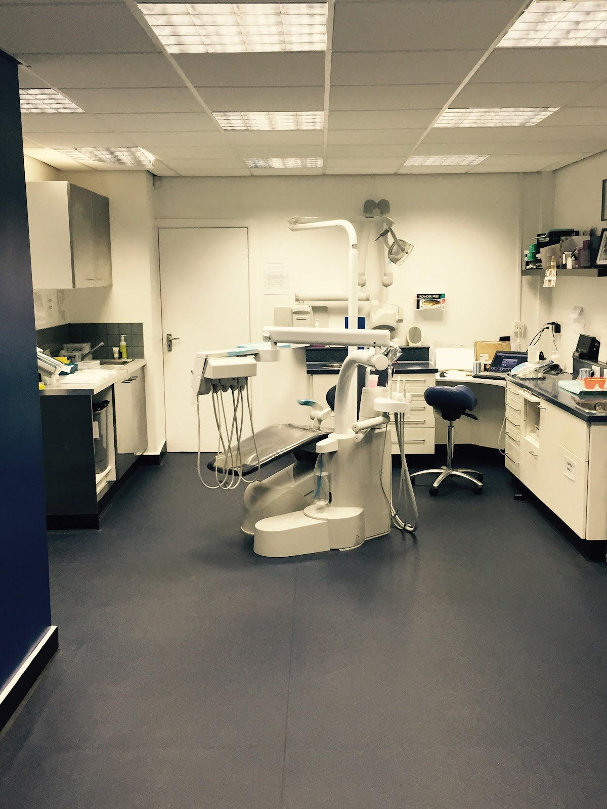 Headrow Dental — photo 5