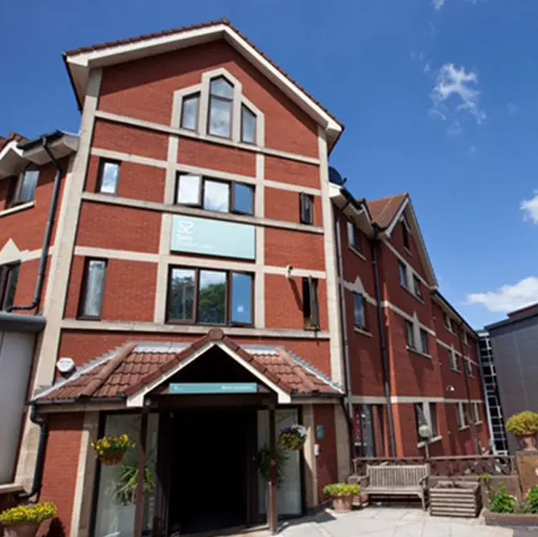 Reshape & Restore Plastic Surgery Clinic Bristol - Aesthetic Surgery clinic in Bristol, United Kingdom