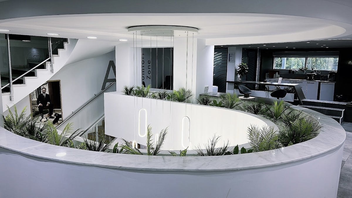 DentaPoint International - Alsancak Şubesi Zirkonyum , Diş İmplantı , Estetik Diş Tedavileri , Çocuk Diş — Dr.Visor photo 5