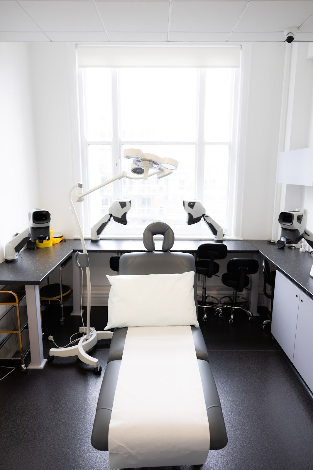 MANUAL - Hair Transplant Clinic Manchester — Dr.Visor photo 5