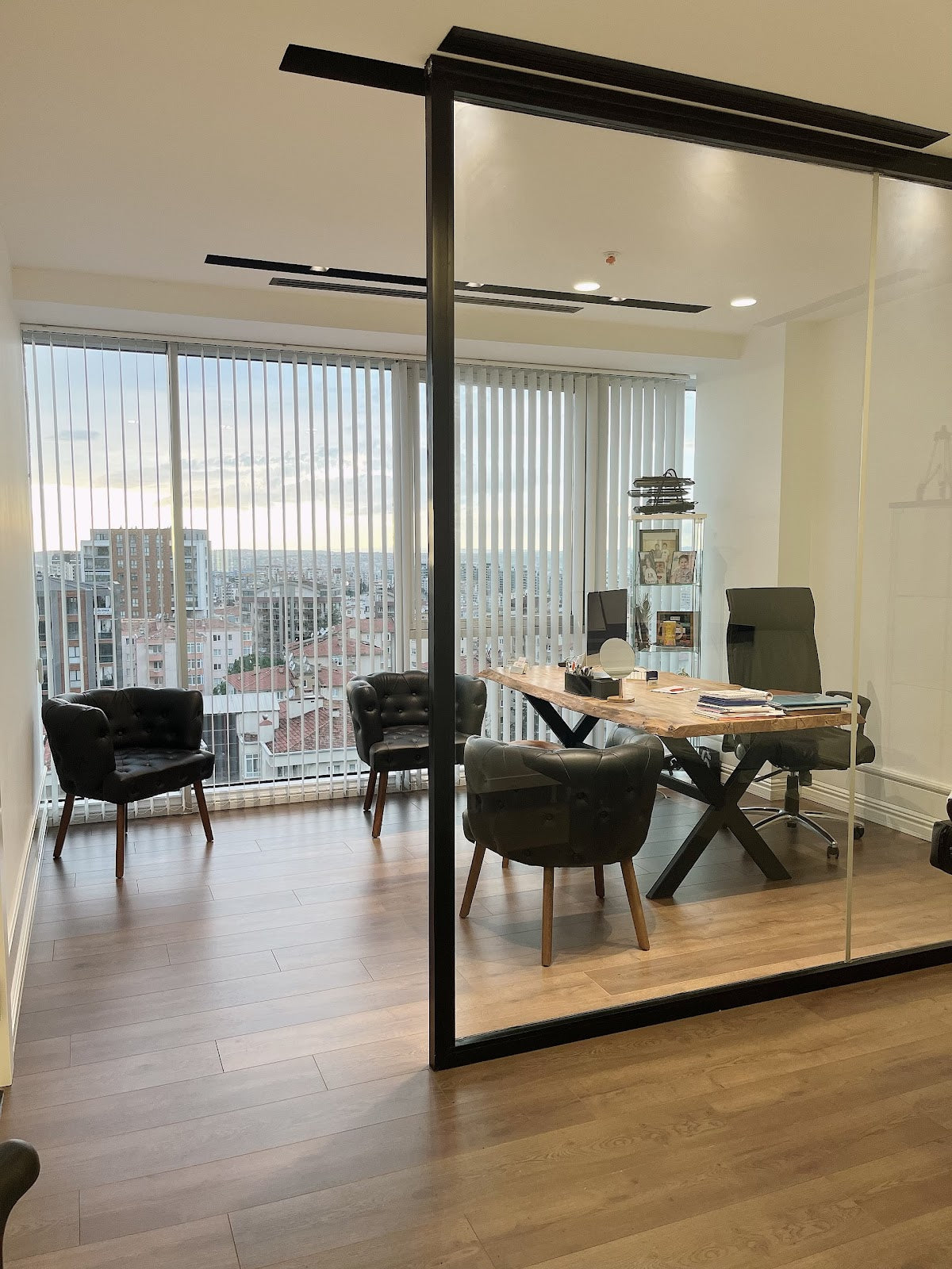 Dr Murat KÜÇÜKTAŞ Kliniği — Dr.Visor photo 5