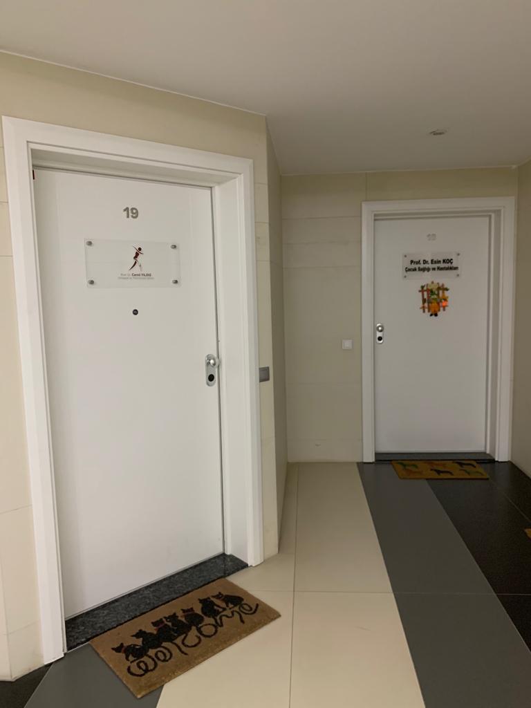 Prof. Dr. Cemil Yıldız Muayenehane - Ortopedi ve Travmatoloji Uzmanı — Dr.Visor photo 3