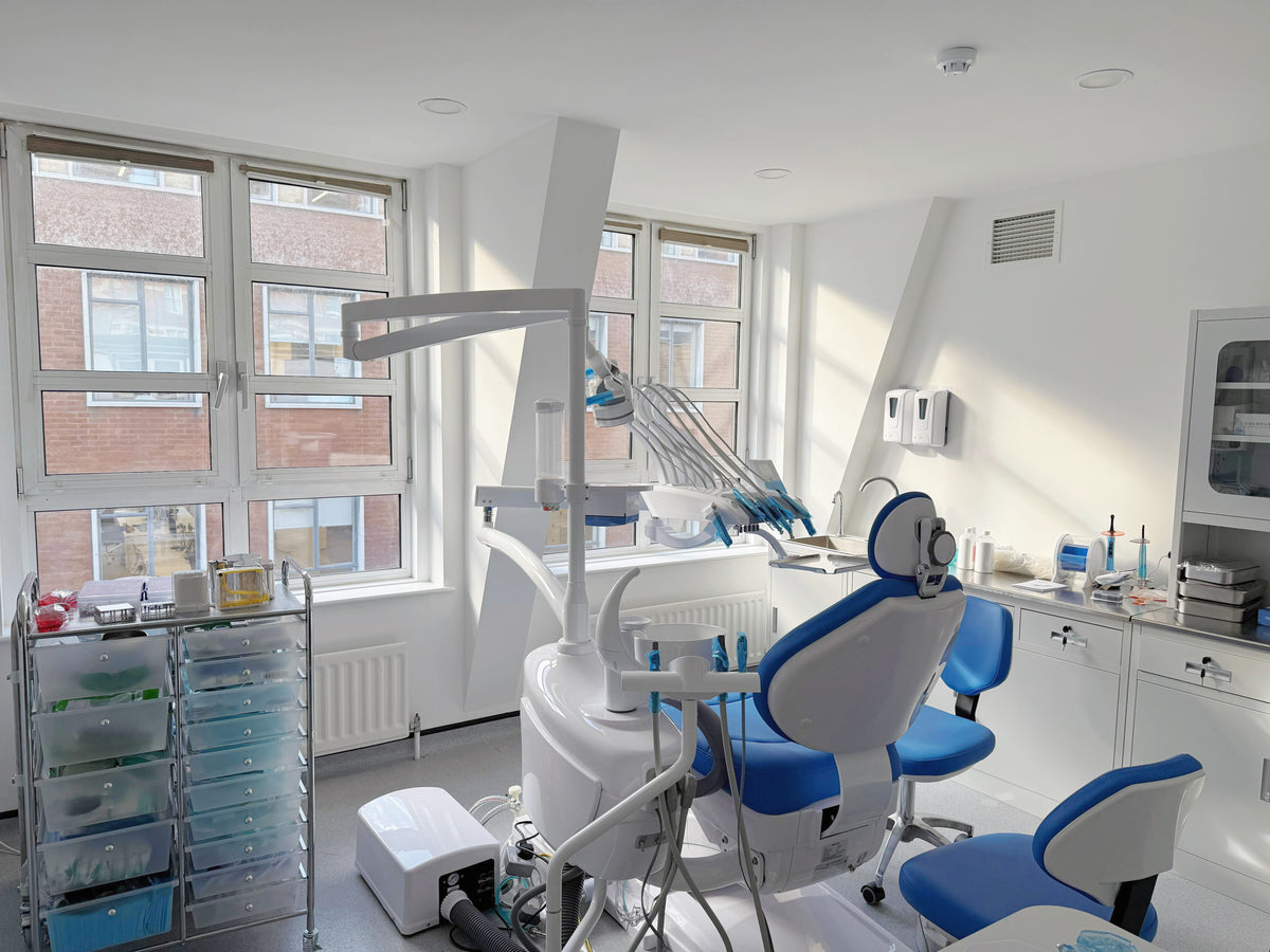 Land of Smiles Clinic, London, United Kingdom