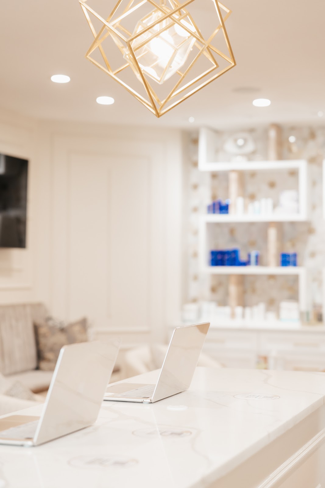 Hourglass Aesthetics & Wellness | Hair Transplant | Lexington, KY