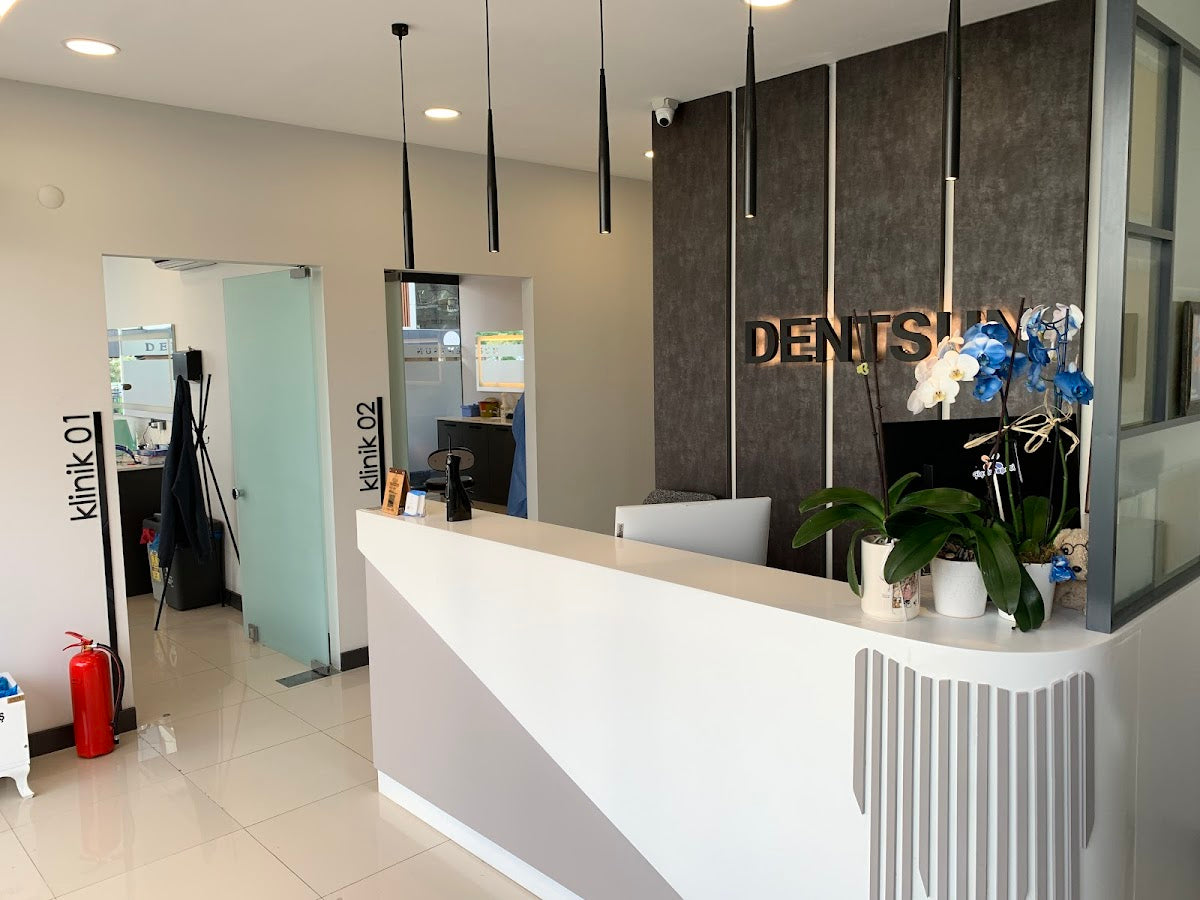 Özel Dentsun Diş Polikliniği 7/24 Karşıyaka — Dr.Visor photo 3