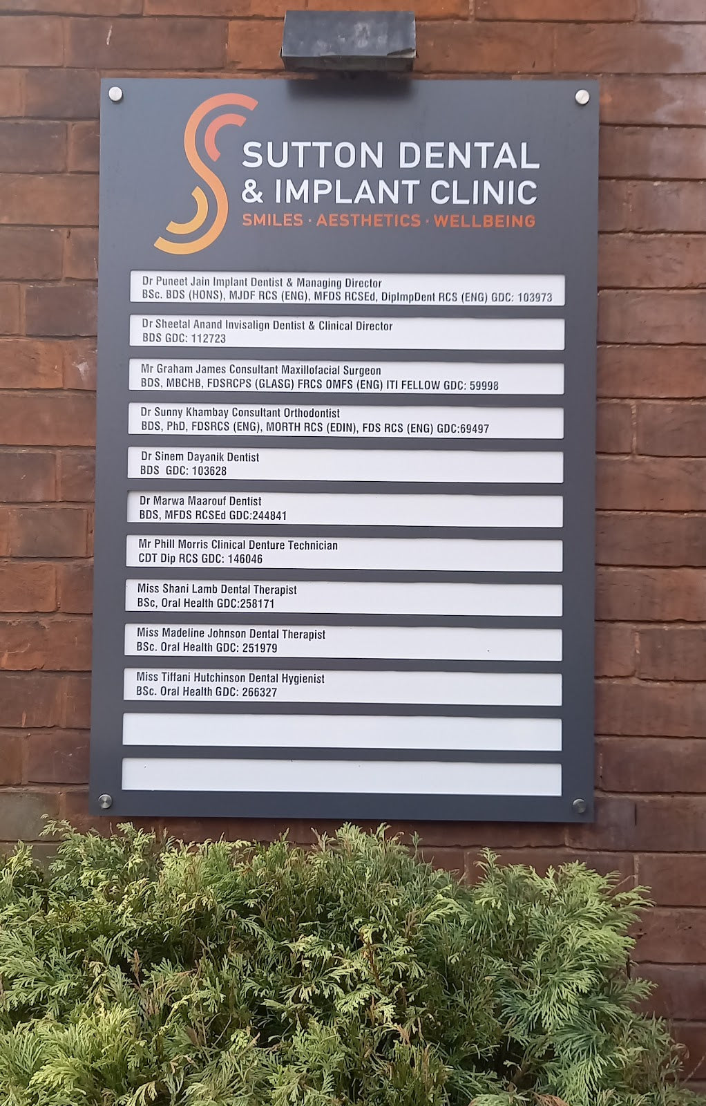 Sutton Dental & Implant Clinic — photo 4