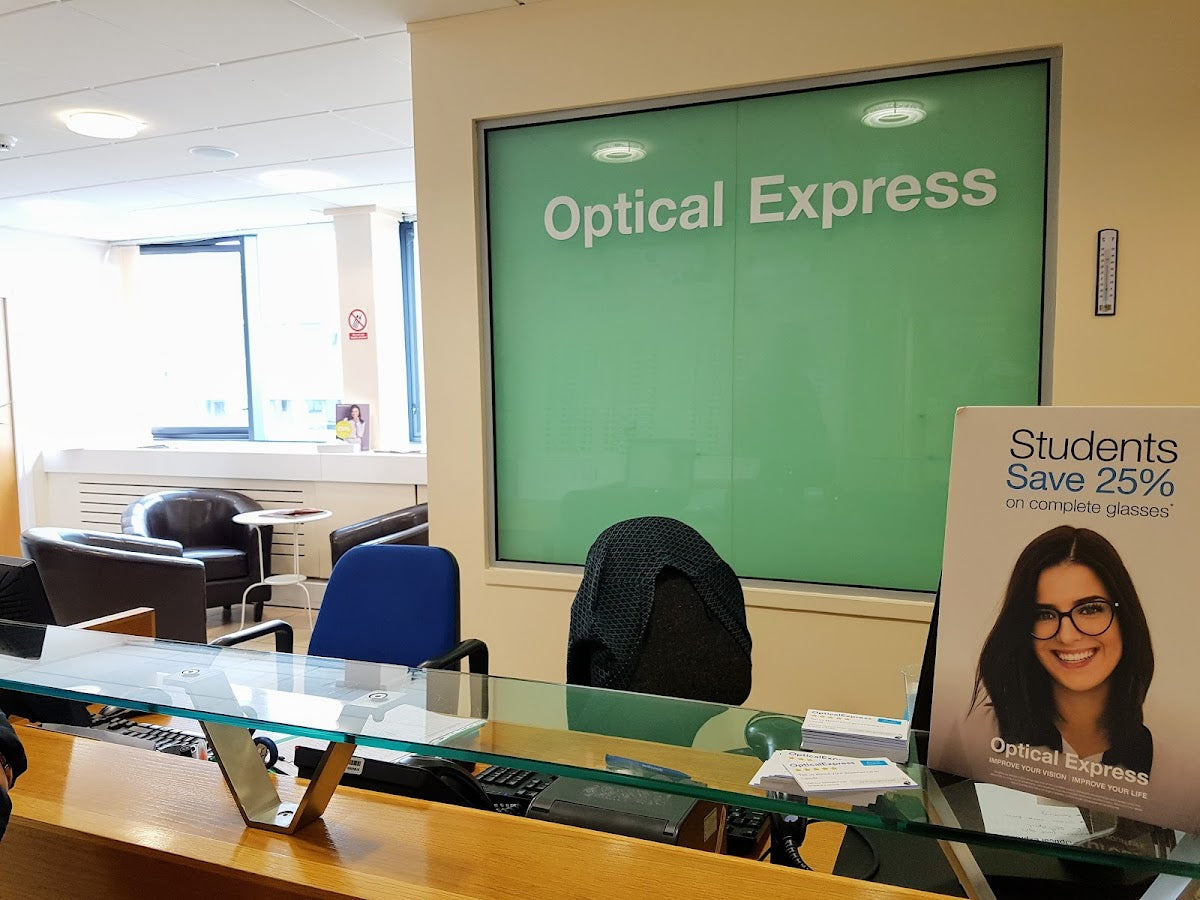 Optical Express Leeds Eye Hospital — Dr.Visor photo 4
