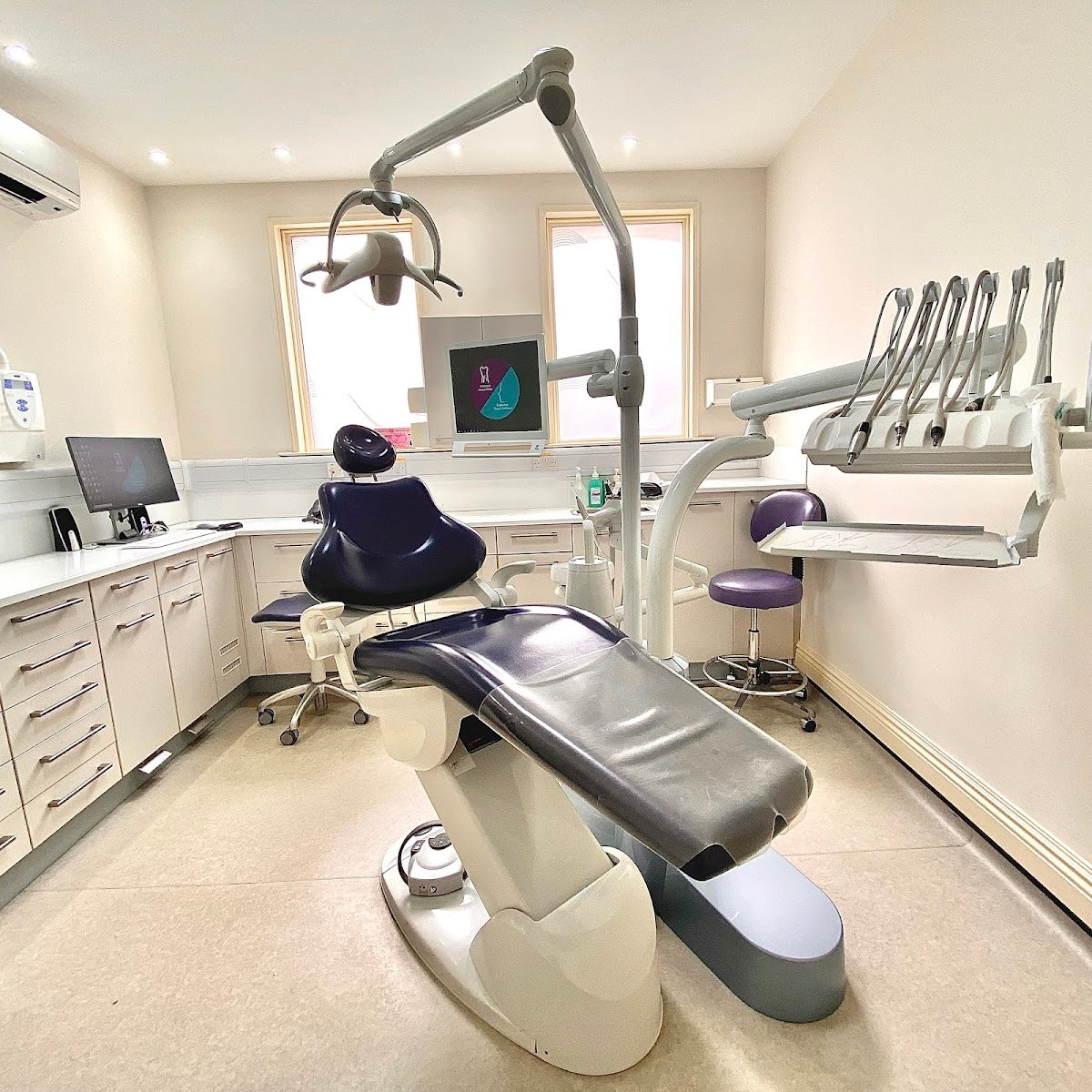Cathedral Dental Clinic - Dental clinic in Cardiff, United Kingdom