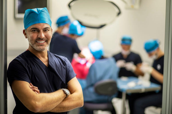 Dr. Serkan Aygin | Haartransplantation in der Türkei | Beratungsstelle Deutschland | Hair Transplant | Frankfurt am Main