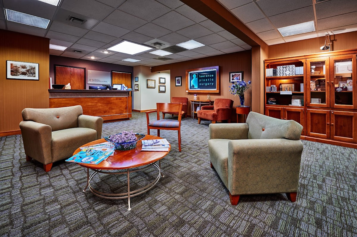 Lawrence Plastic Surgery | Aesthetic Surgery | Lawrence, KS