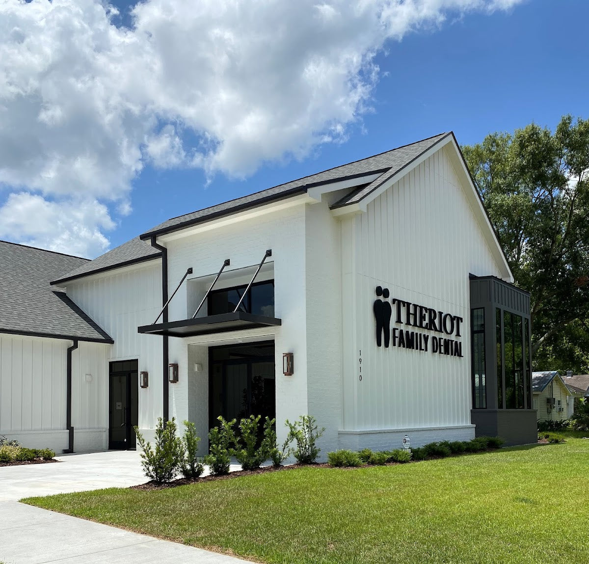 Theriot Family Dental Care | Dental | Baton Rouge, LA