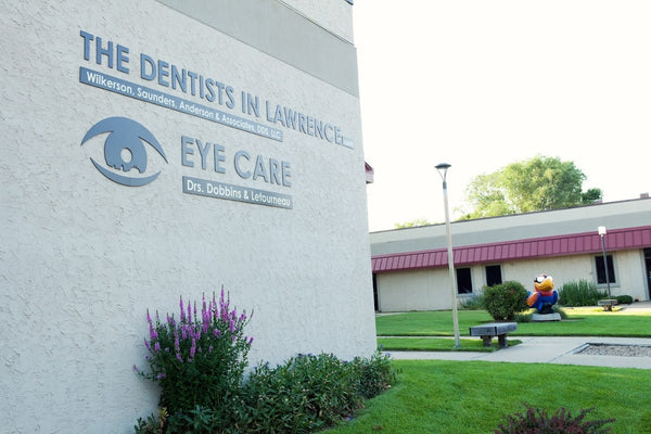 Drs. Dobbins & Letourneau Eye Care | Eye Clinic | Lawrence, KS