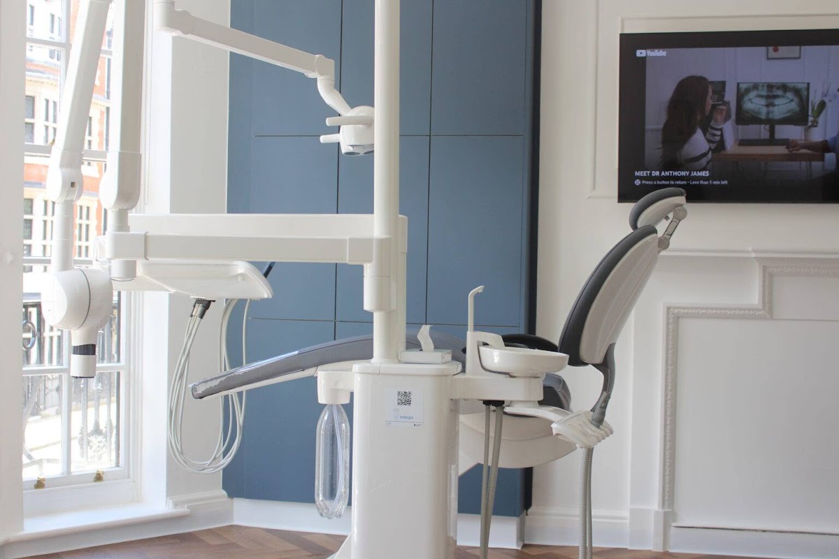 The Harley Street Implant Centre — photo 2