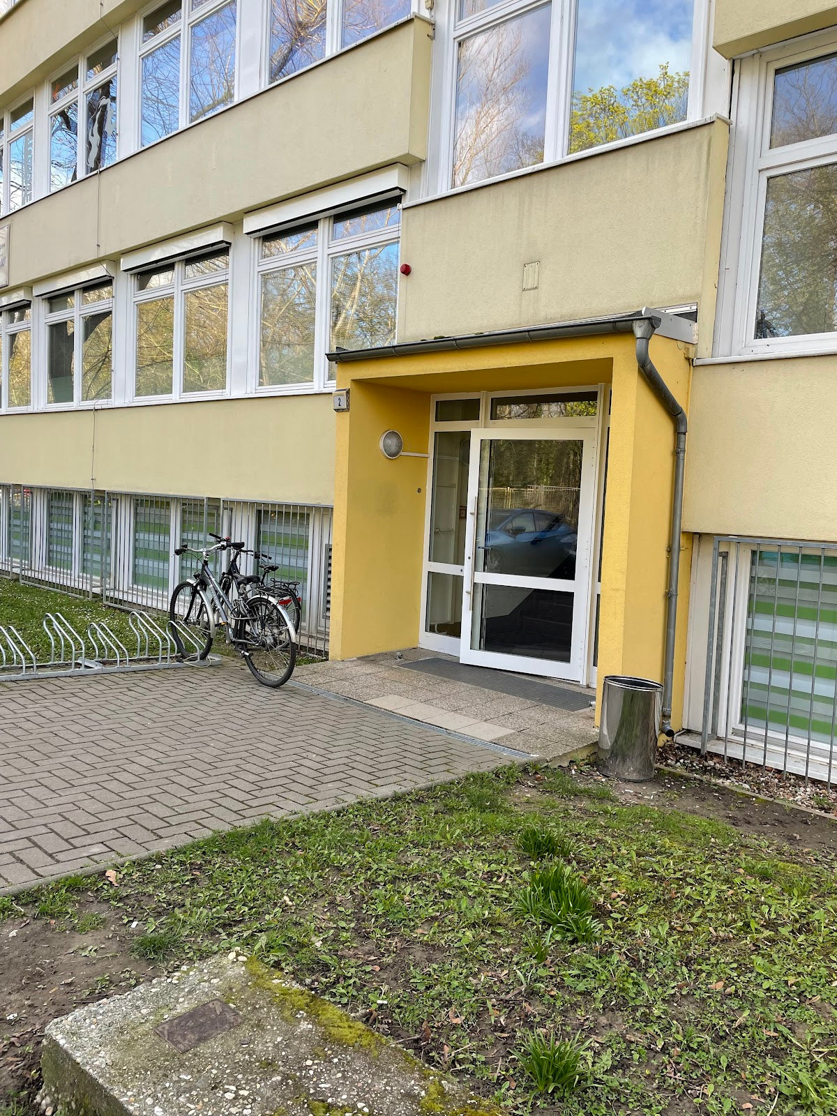 Zentrum für MKG-Chirurgie und Zahnmedizin Leipzig - Dental clinic in Leipzig-Grünau-Ost, Germany