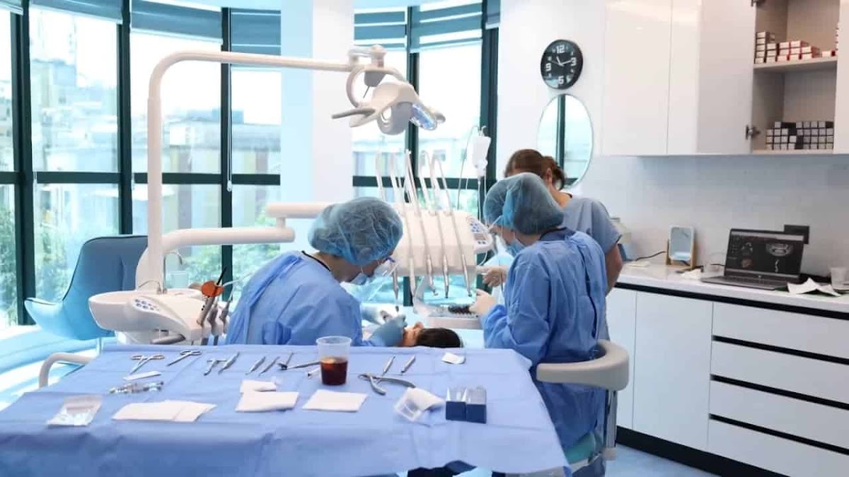 Family Dental Care: Turismo Dentale & Dentisti in Albania - Dental clinic in Tiranë, Albania