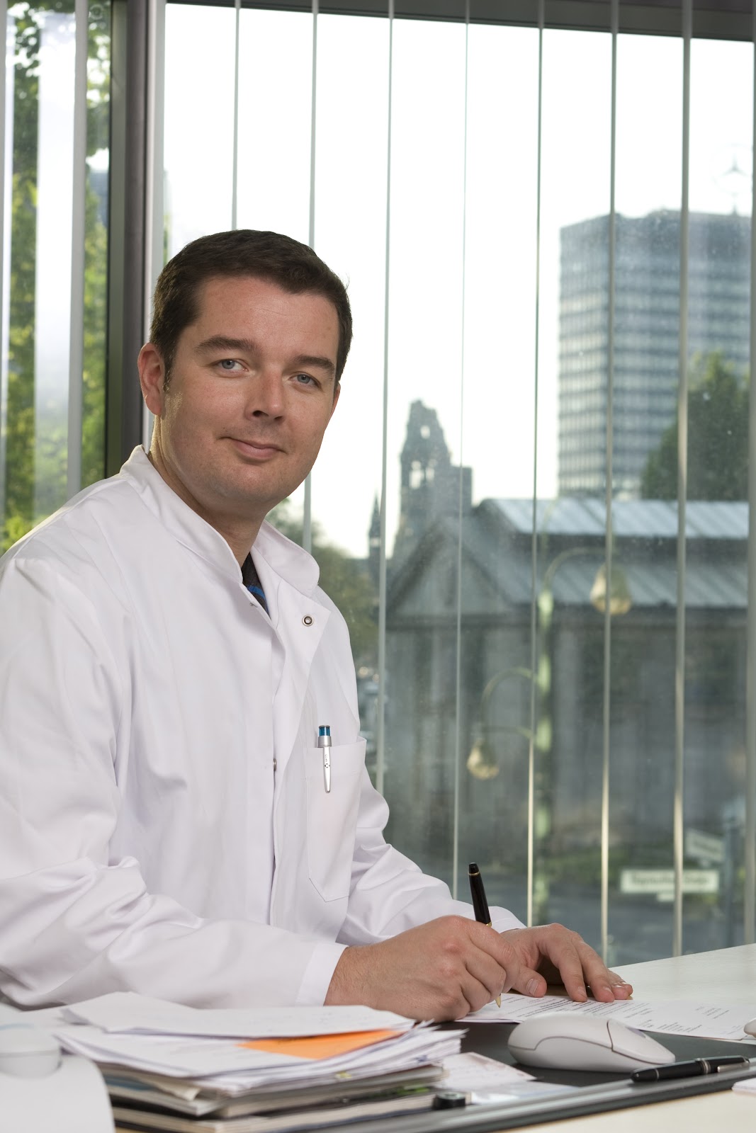 Dr. med. Andreas M. Finner - Hair Transplant clinic in Berlin, Germany