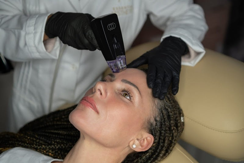 Essential Aesthetics – Liposuction | Aesthetic Surgery | 2582 EZ Den Haag