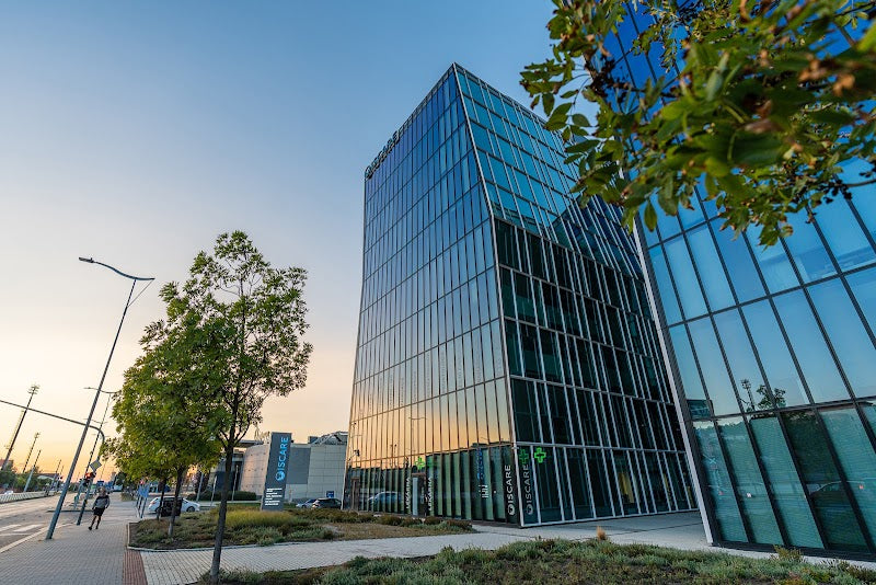 ISCARE - Clinical Center | IVF | Czechia