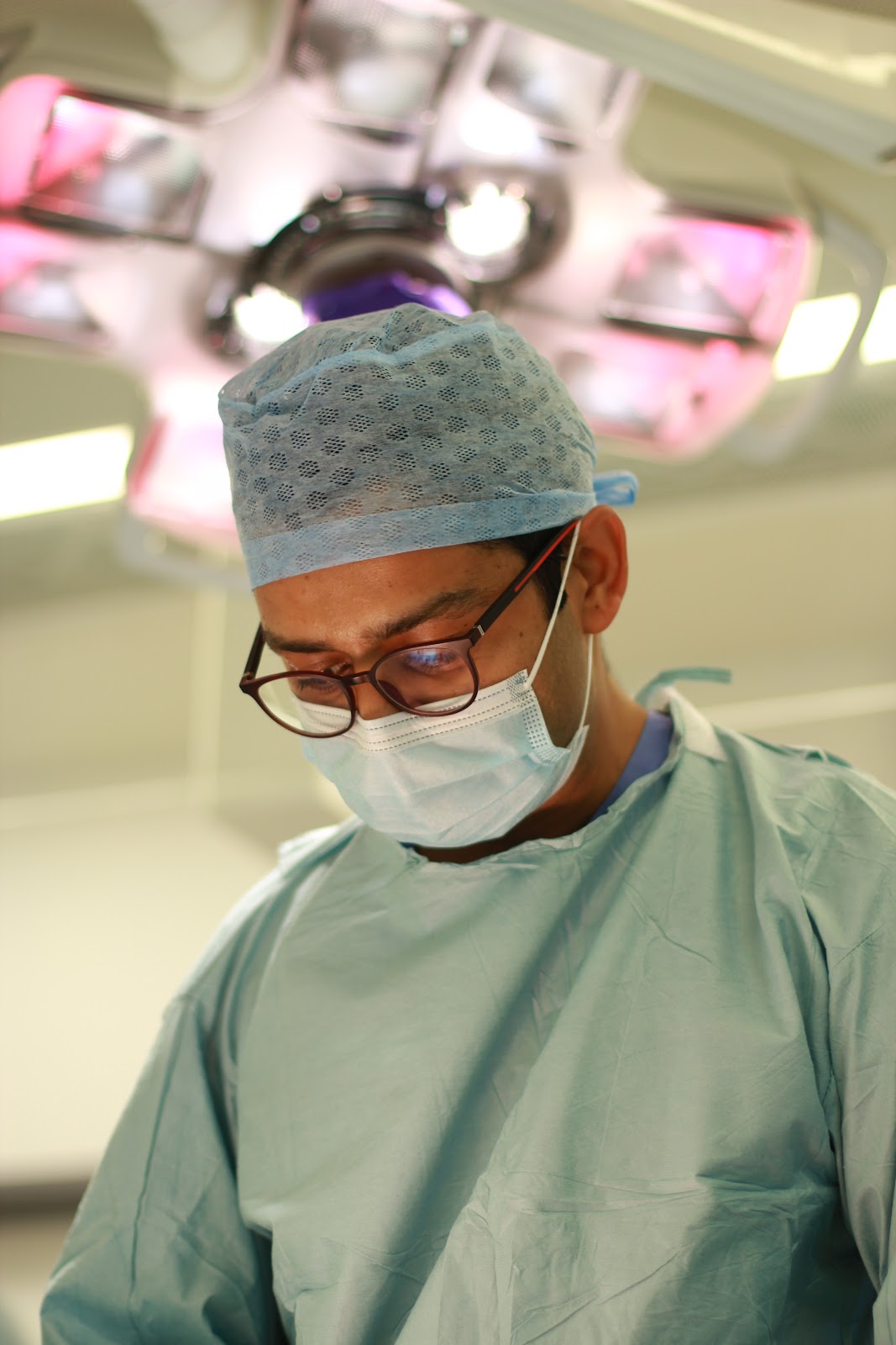 Nakul Patel - Plastic Surgeon - Aesthetic Surgery clinic in Nottingham, United Kingdom