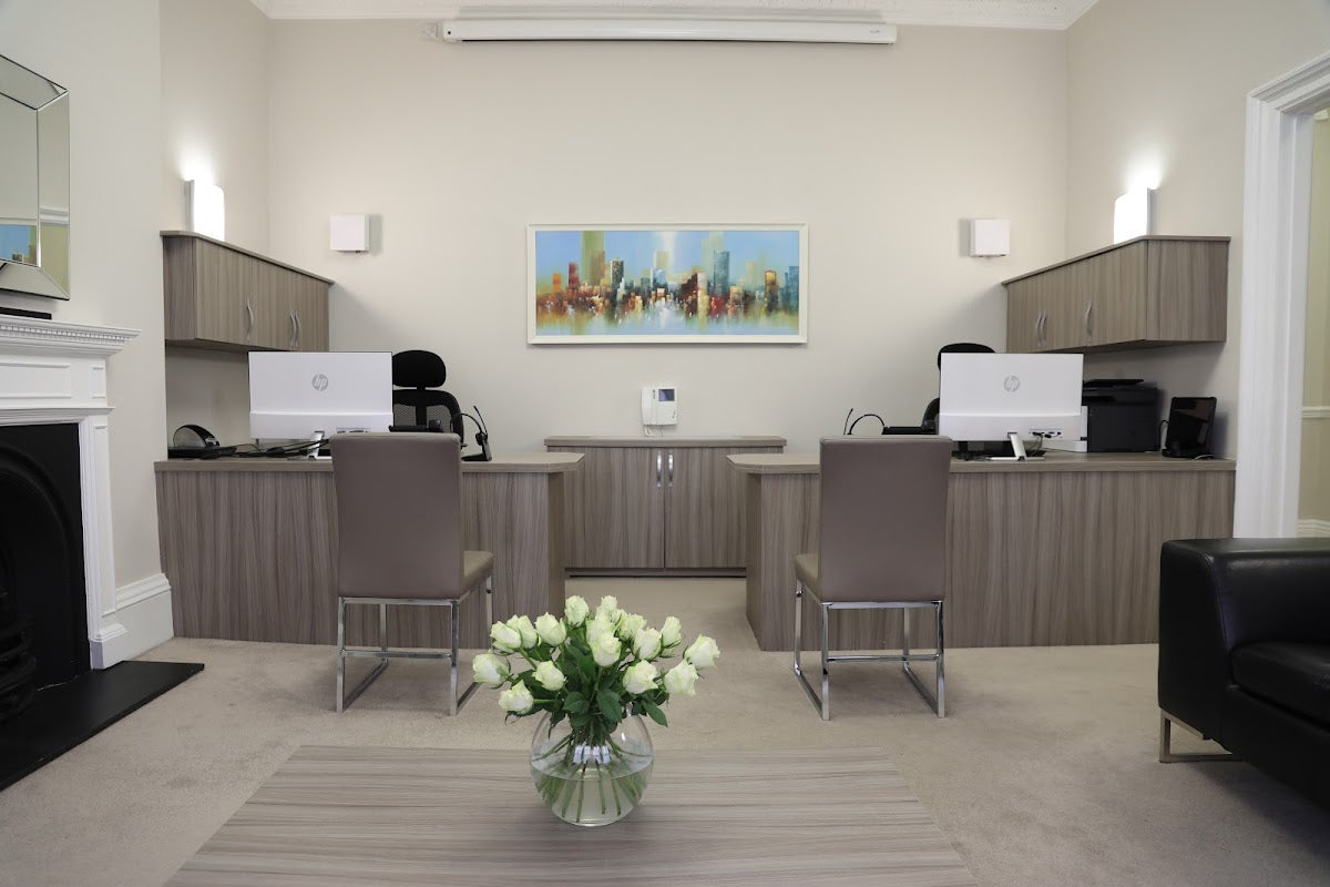 London Centre for Implant and Aesthetic Dentistry (LCIAD) by Dr Koray Feran — photo 3
