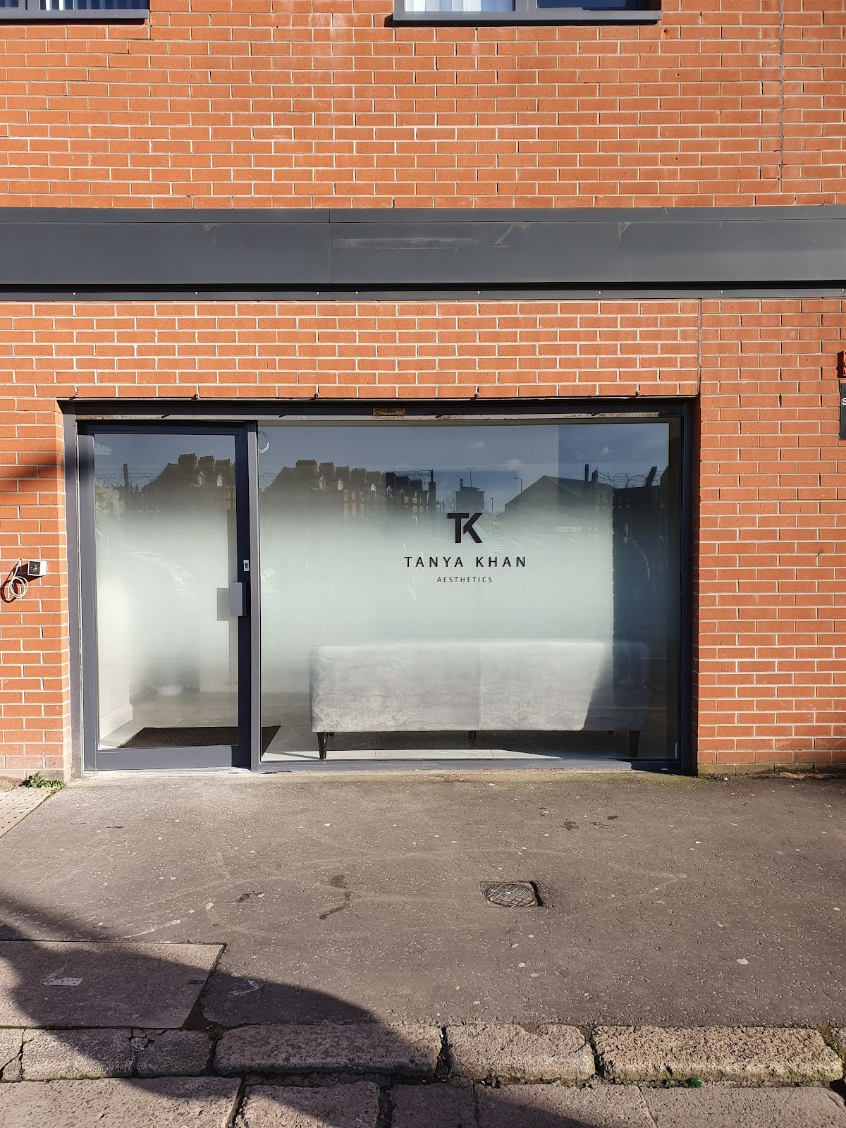 TANYA KHAN MEDICAL AESTHETICS - Aesthetic Surgery clinic in Belfast, United Kingdom