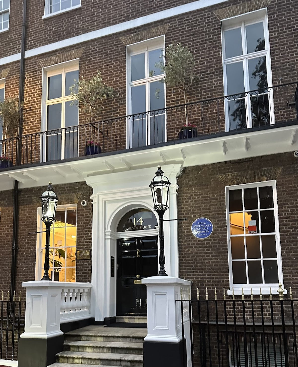London Medical & Aesthetic Clinic - Aesthetic Surgery clinic in London, United Kingdom