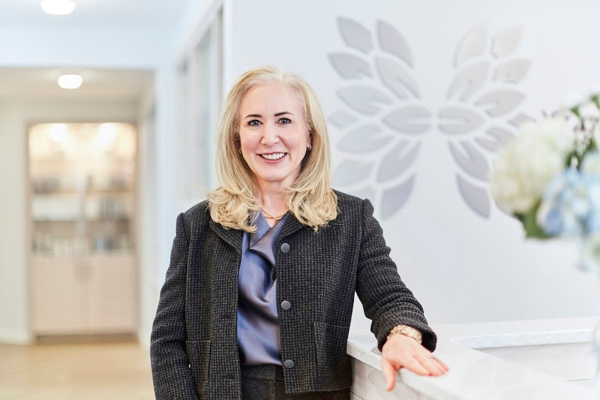 Dr. Sarah W Holland | Aesthetic Surgery | Falmouth, ME