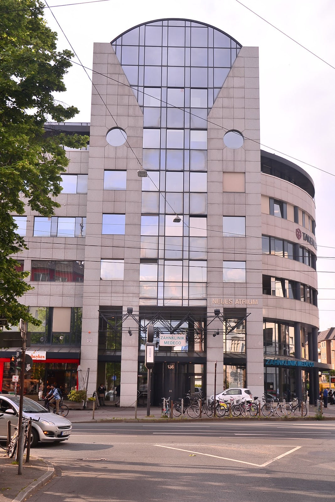 dentigo - Zahnärzte Düsseldorf Zentrum - Dental clinic in Düsseldorf-Stadtbezirk, Germany