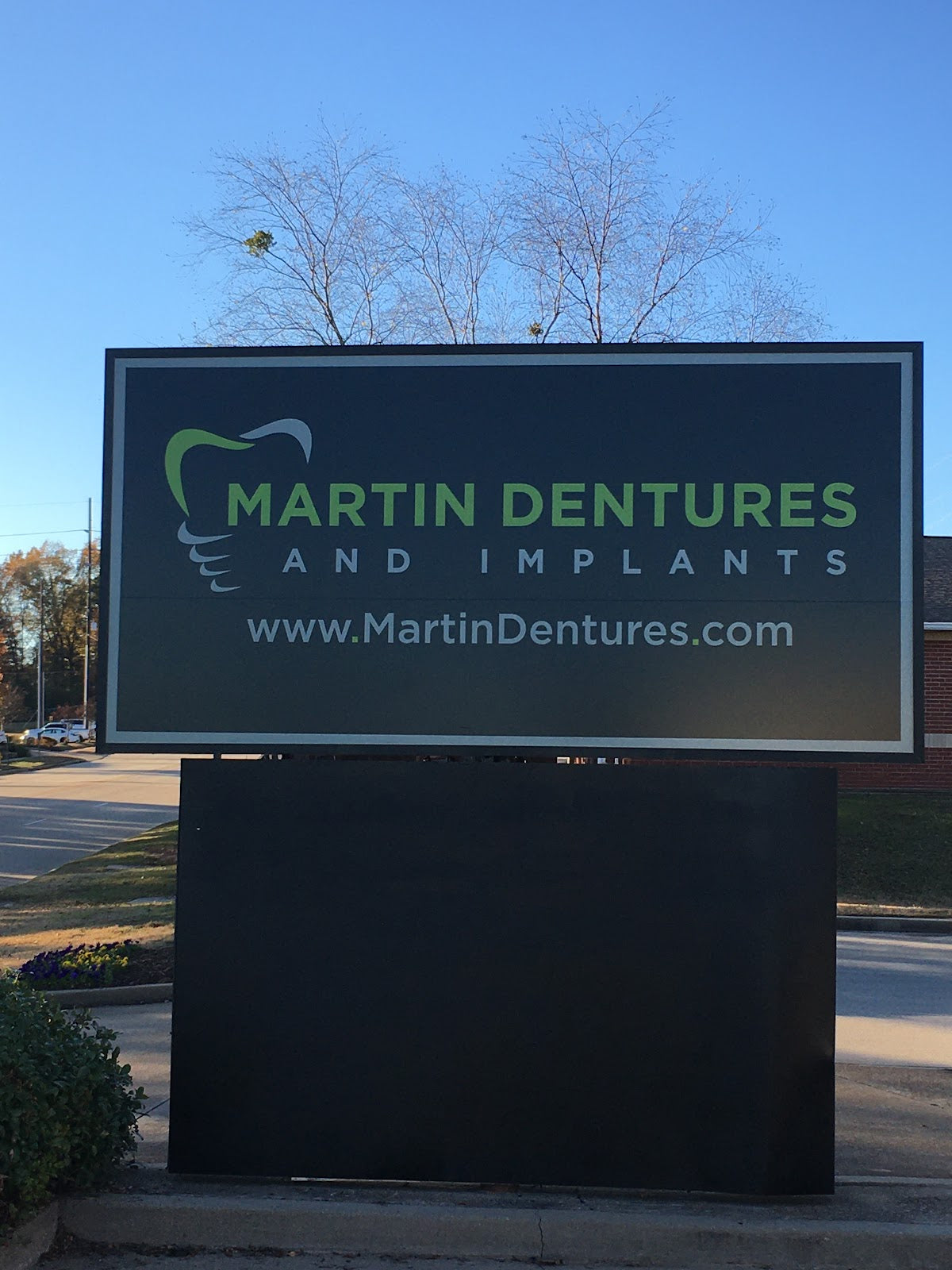 Martin Dentures and Implants | Dental | Shreveport, LA