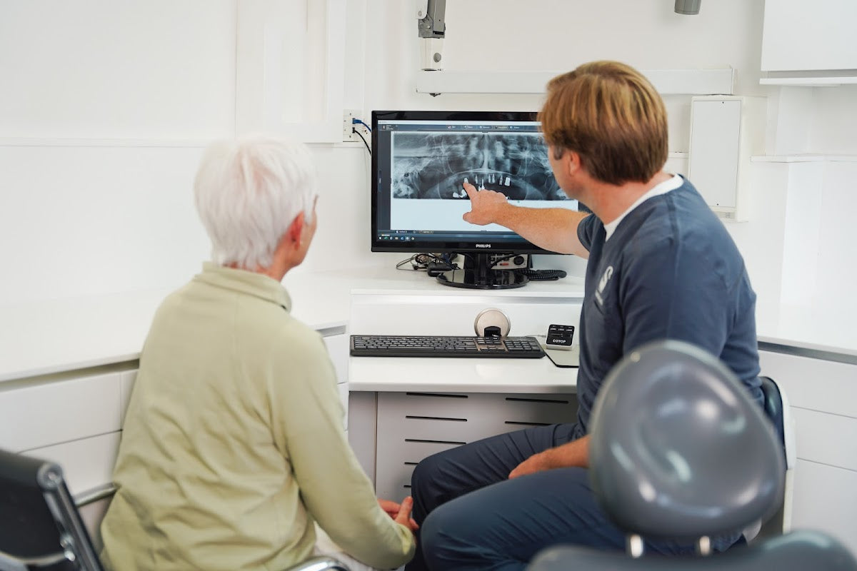 Sandown Dental & Implant Clinic — photo 4