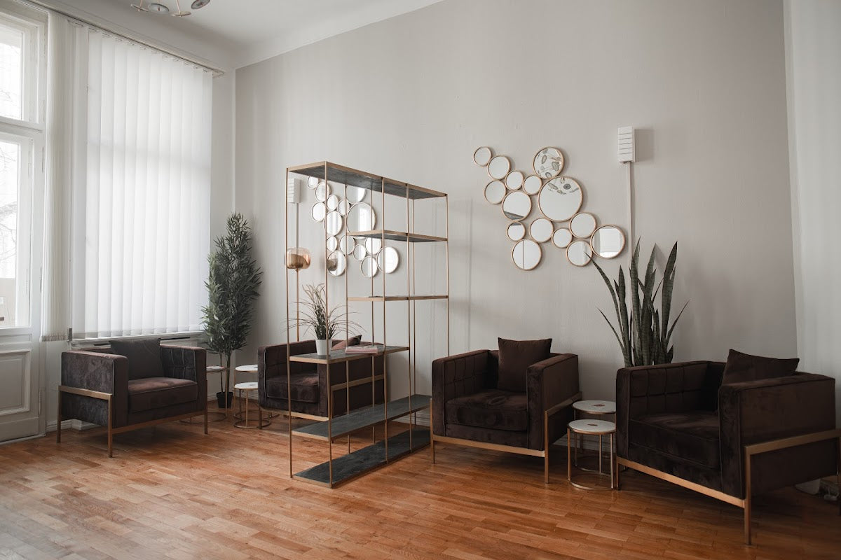 Dr. Alexandra Buschmann Fachärztin für Plastische und Ästhetische Chirurgie - Aesthetic Surgery clinic in Berlin-Bezirk Charlottenburg-Wilmersdorf, Germany
