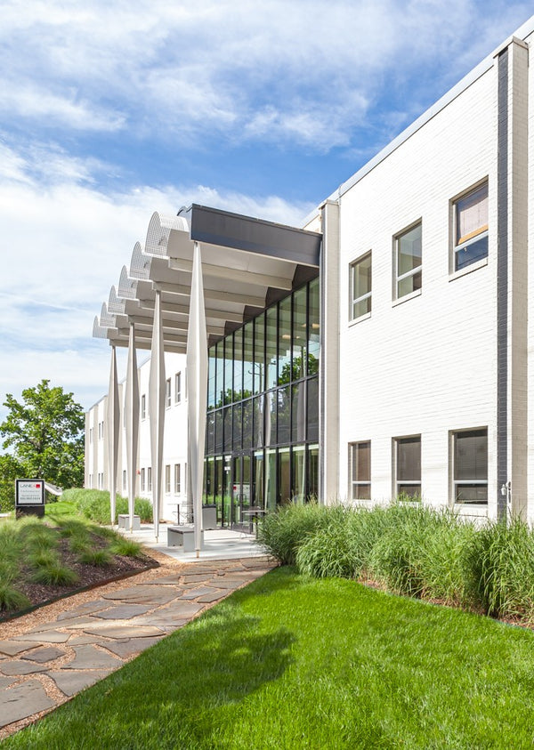 Moyes Eye Center | Eye Clinic | Suite 300, KS