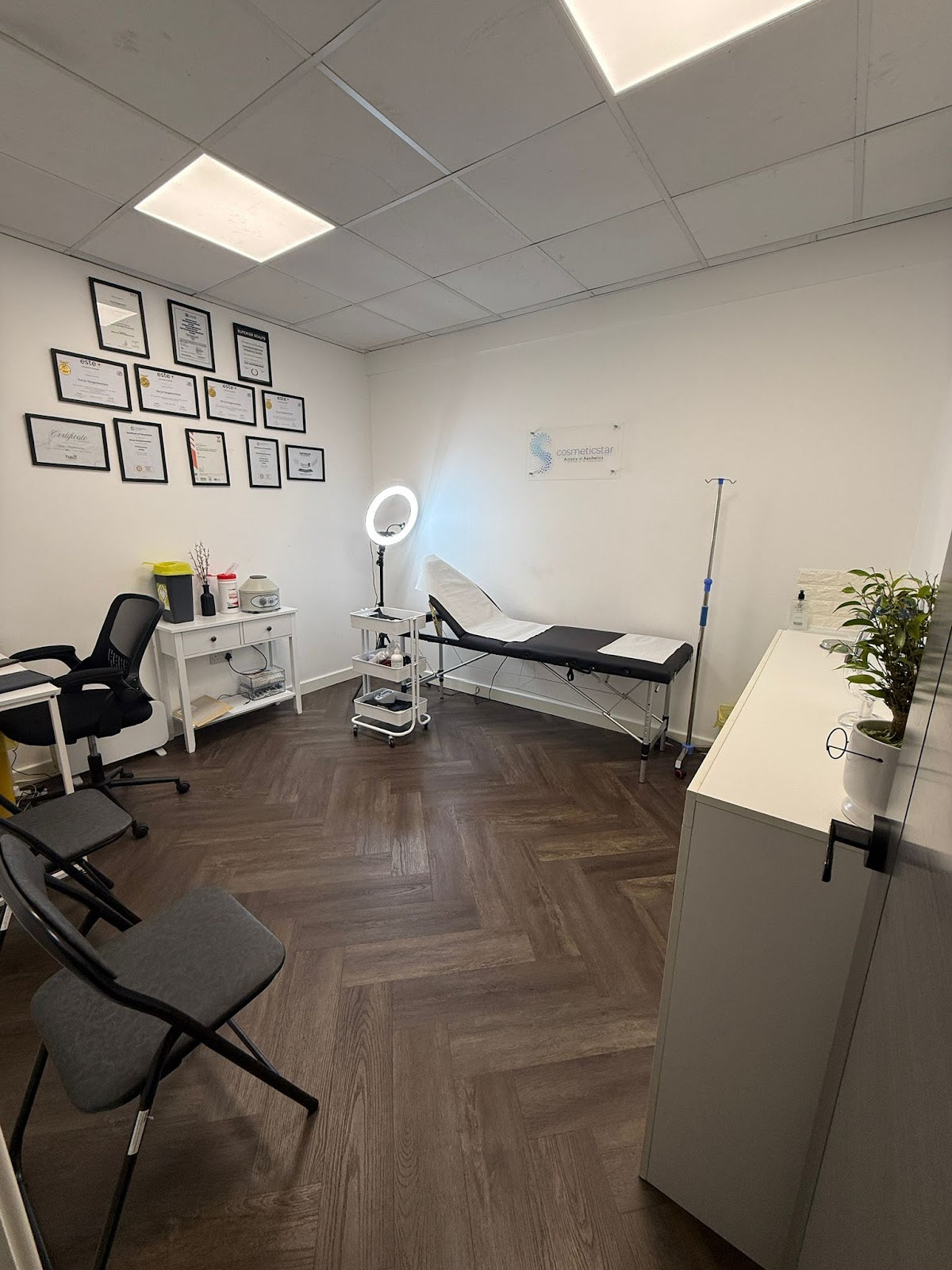 Cosmeticstar - Aesthetic Skin & Hair Rejuvenation Clinic — Hair Transplant Clinic in Leeds