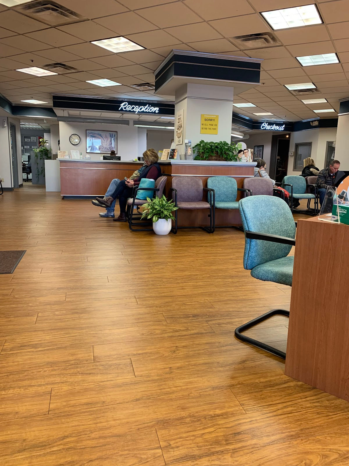 Koby Karp Doctors Eye Institute | Eye Clinic | Louisville, KY